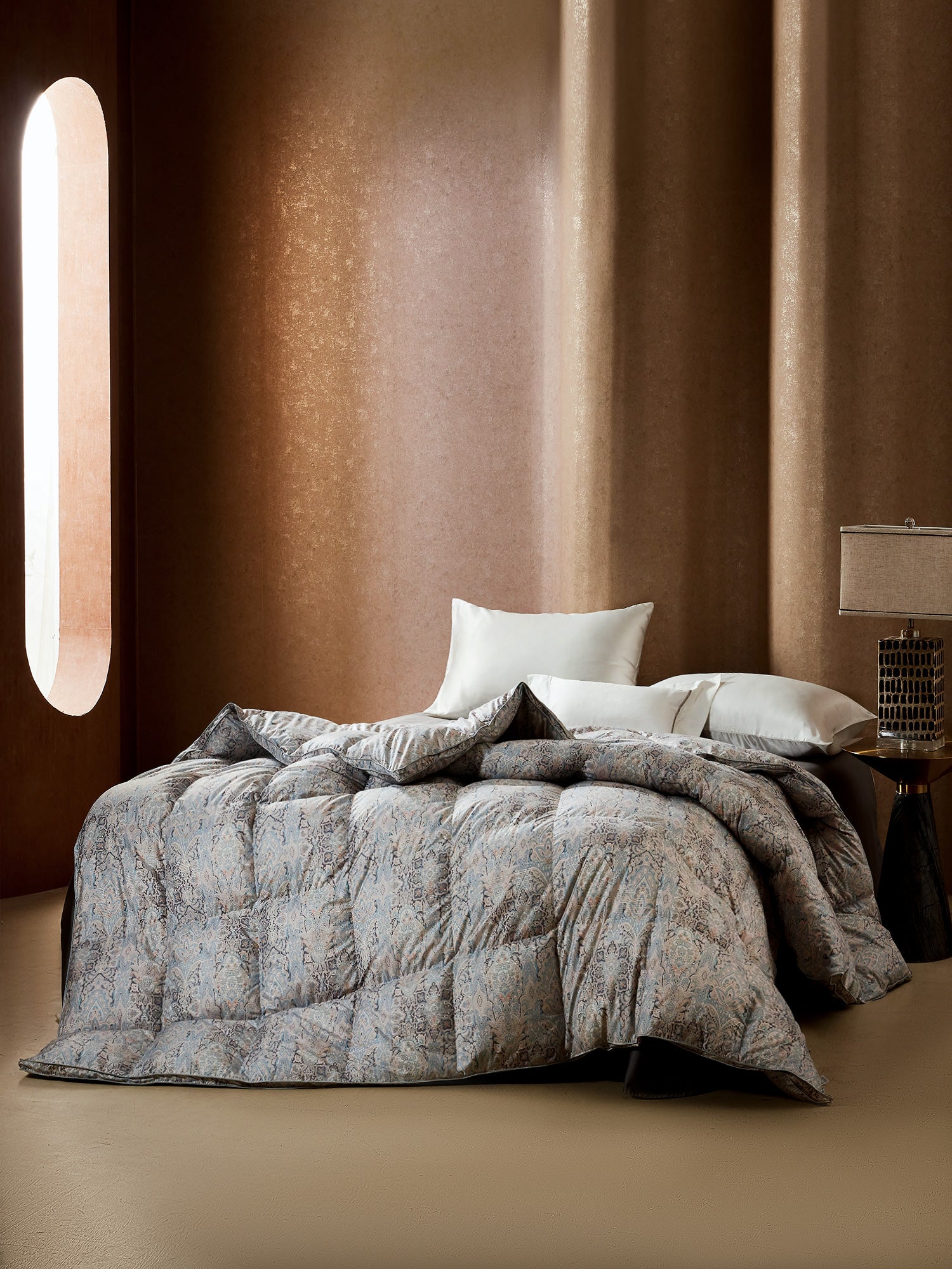 Box Stitch Jacobean Paisley