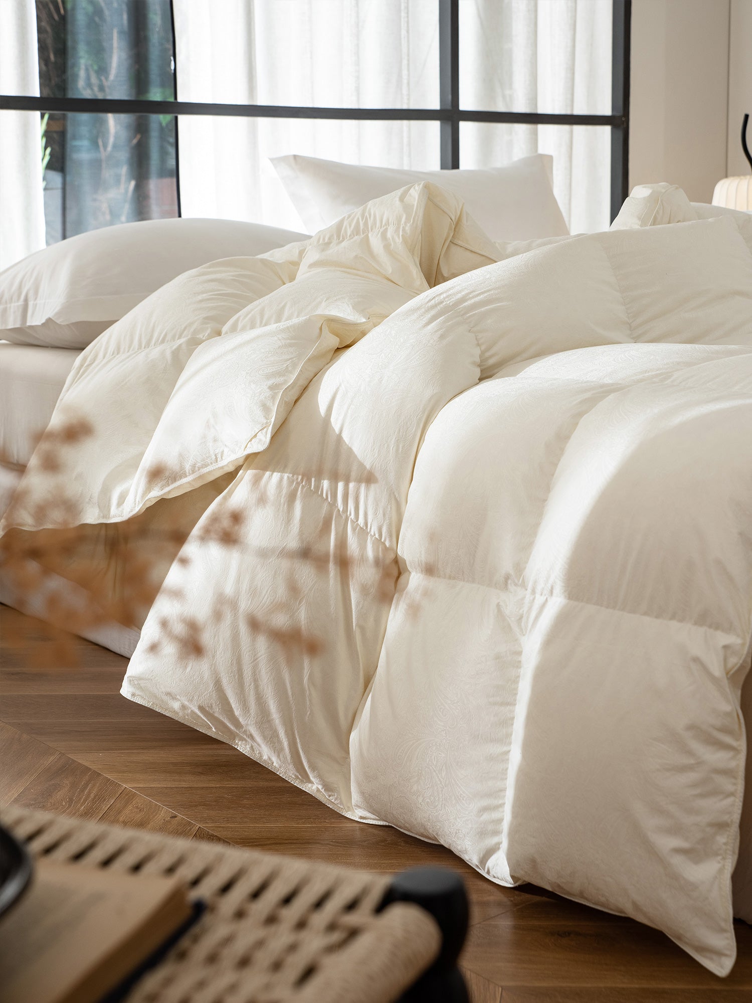 Box Stitch Jacobean Beige Brilliance